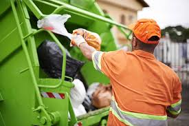 Best Construction Debris Removal  in Lenexa, KS